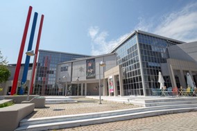 Άνοιξαν 17 θέσεις εργασίας στην Δημοτική Πινακοθήκη Λάρισας
